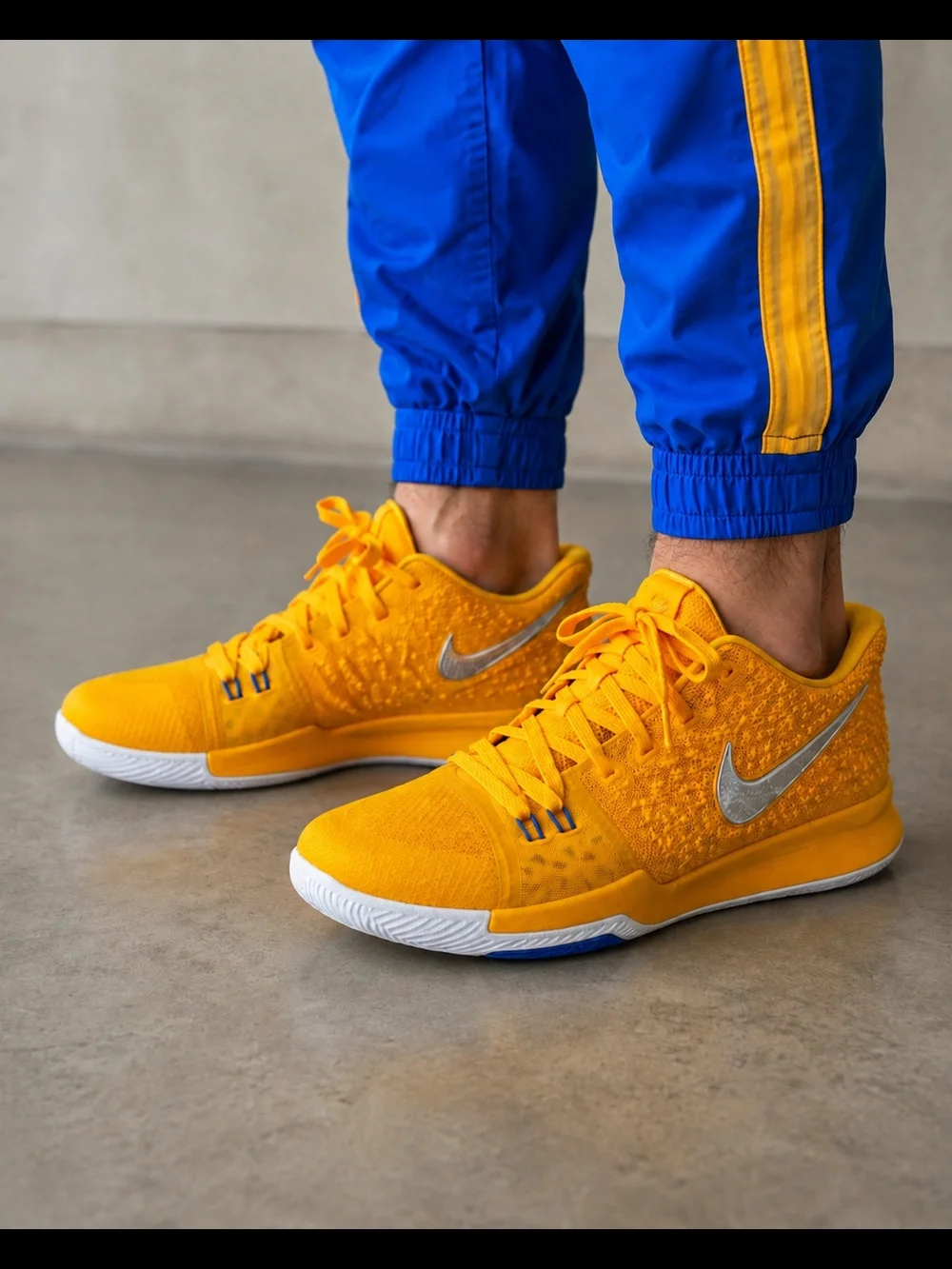 Nike Kyrie 3 PS 'University Gold